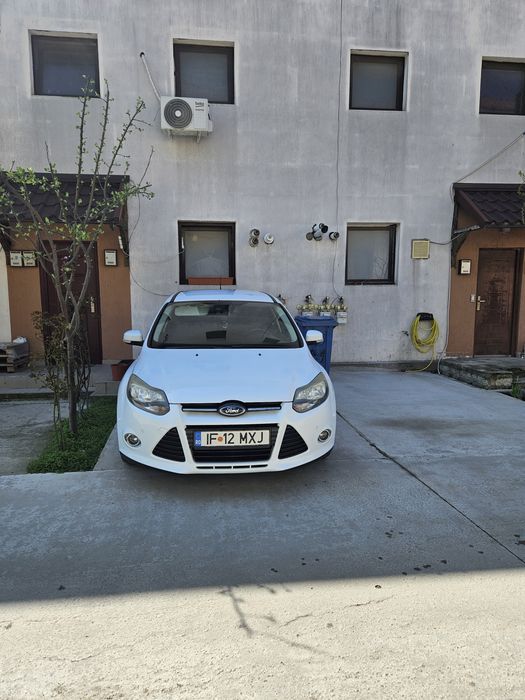 Ford Focus 2012, 1,6 diesel, aproape toate dotarile
