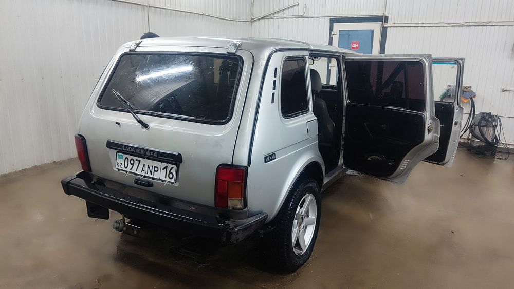Продам ниву 2007 год