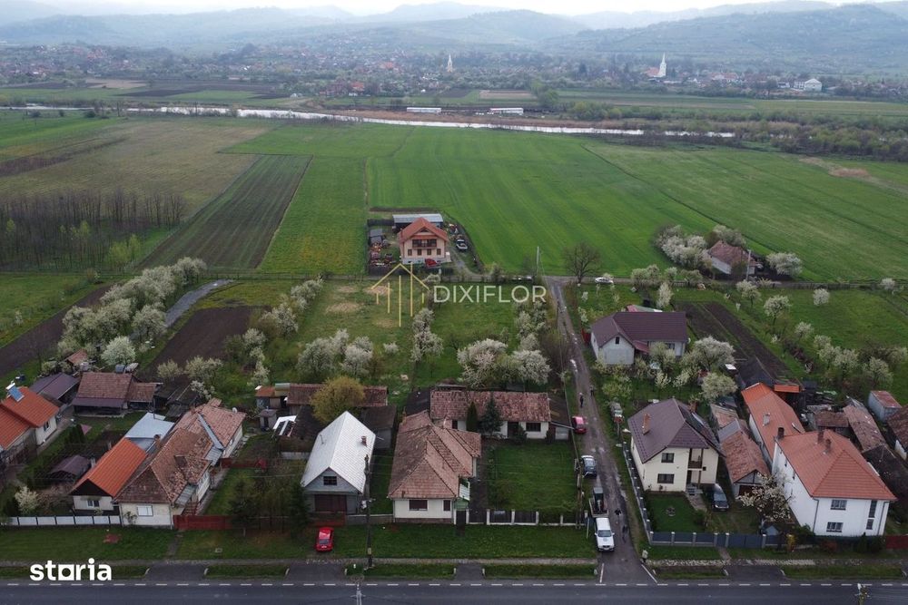 Casă cu 3 camere și teren generos | Vălenii de Mureș | 75.000 €