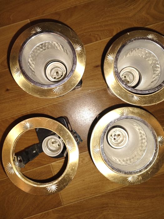 Светильники потолочные