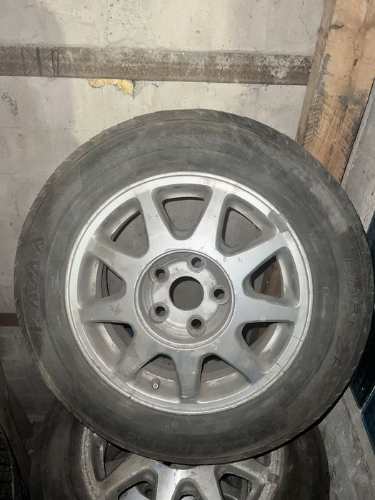 летняя резина с титановыми дисками R15