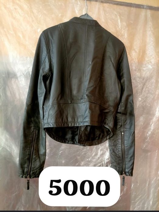 Продам куртки женские зима