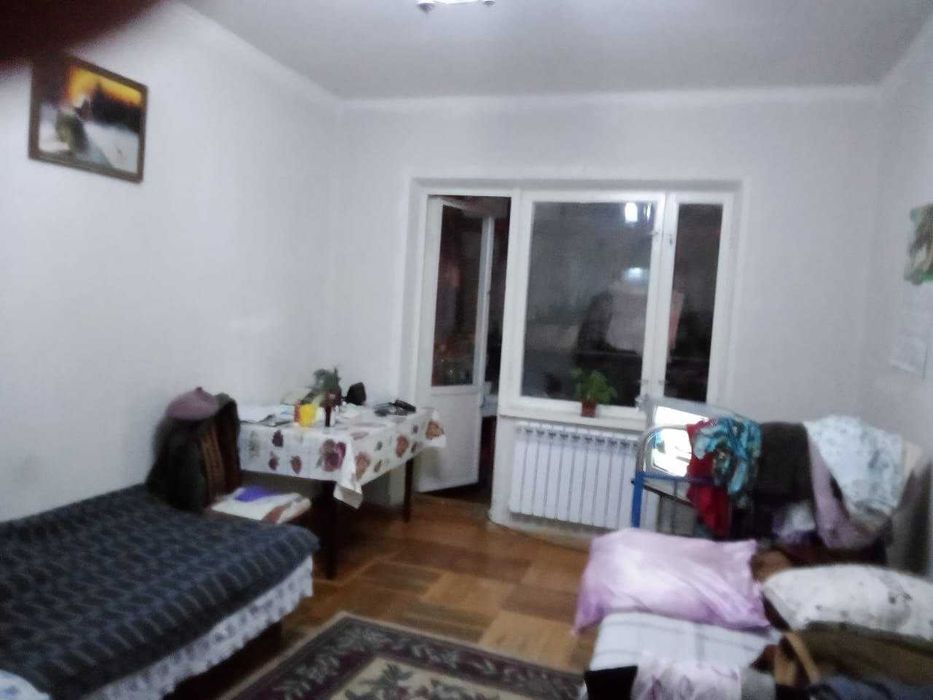 Продается квартира в Чирчике 3м районе в 24 доме