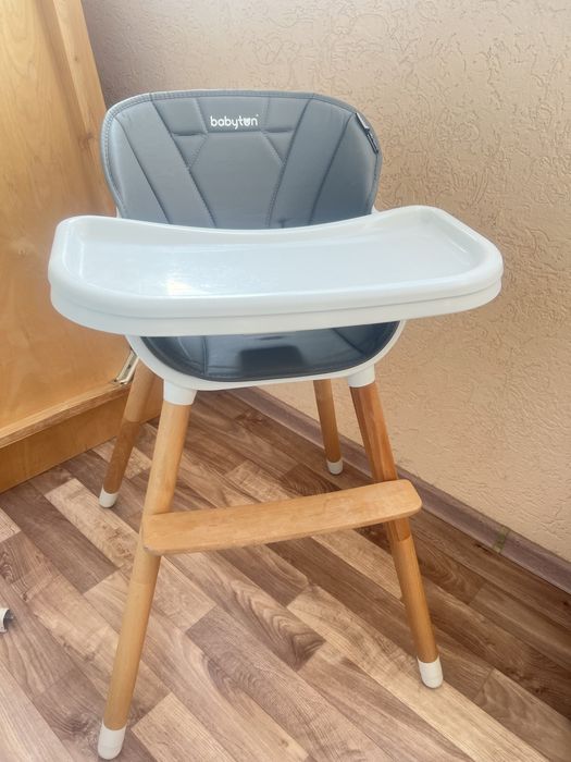 Продам  детский столик