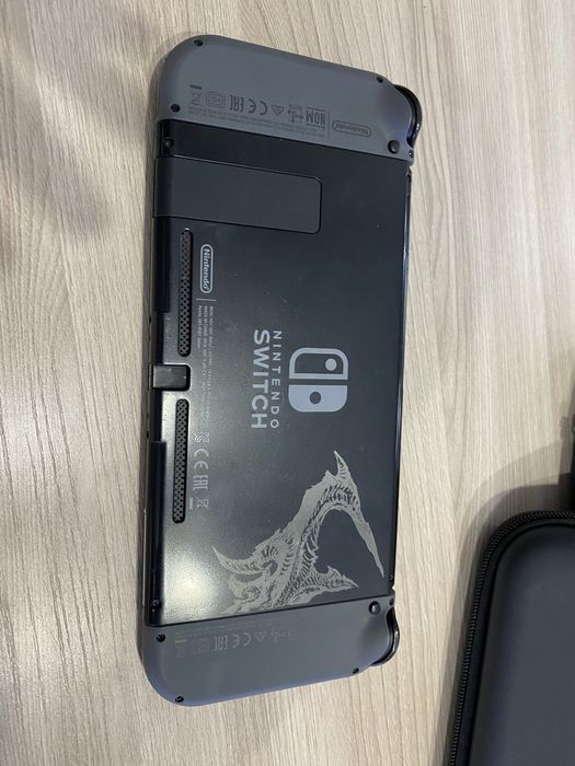 Nintendo switch прошитая + 37 топ игр