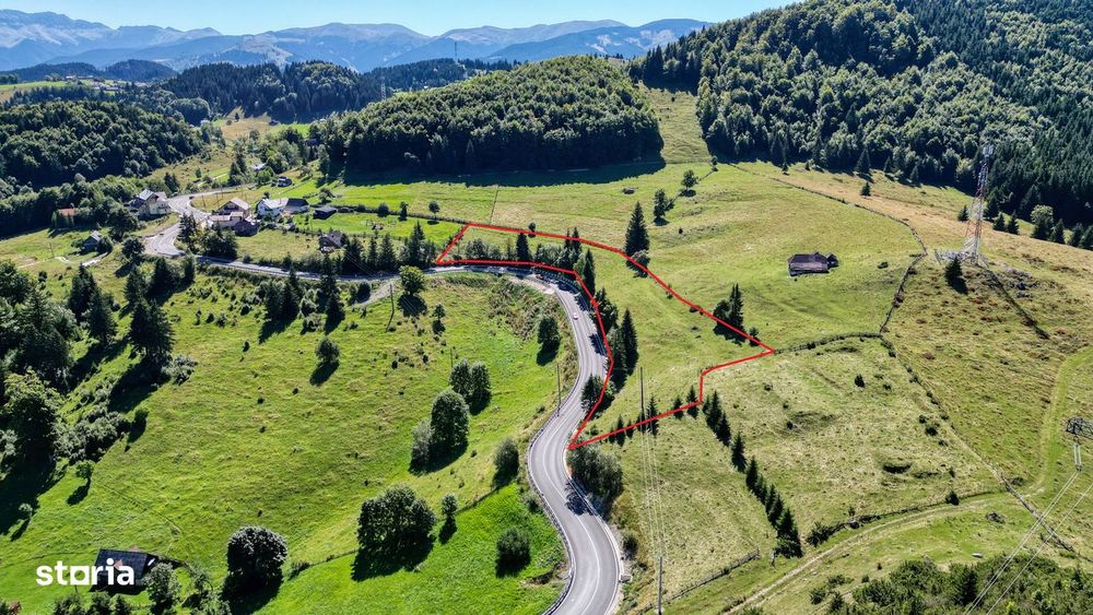 Teren intravilan 8700 mp, Fundata, zona Bran Moieciu