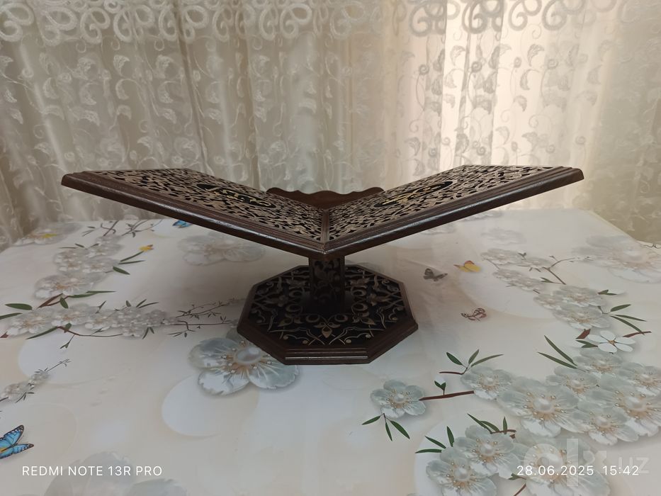 LAVH  qol mehnati yong'oqdan qilingam.