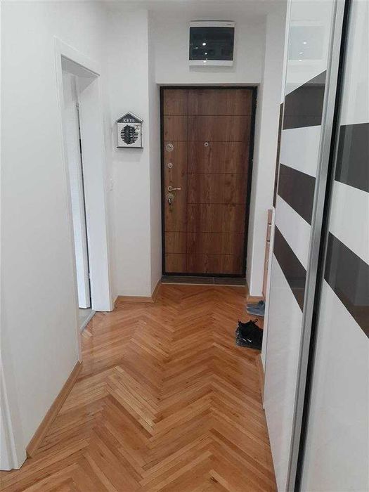 Дава се под наем Тристаен апартамент в Пловдив, Съдийски - 85 кв.м за 413.1 € - Снимка #7