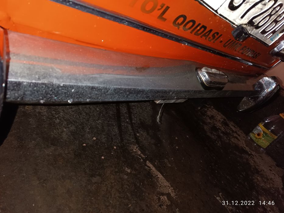 Задний бампер 2103