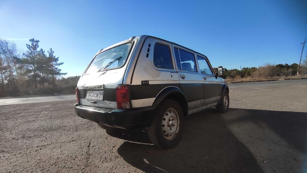 Lada Нива 2131 (5-ти дверка)