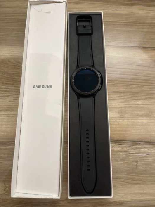 Продаю часы Samsung Galaxy Watch4 Classic