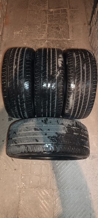 Летни гуми 225/40/18