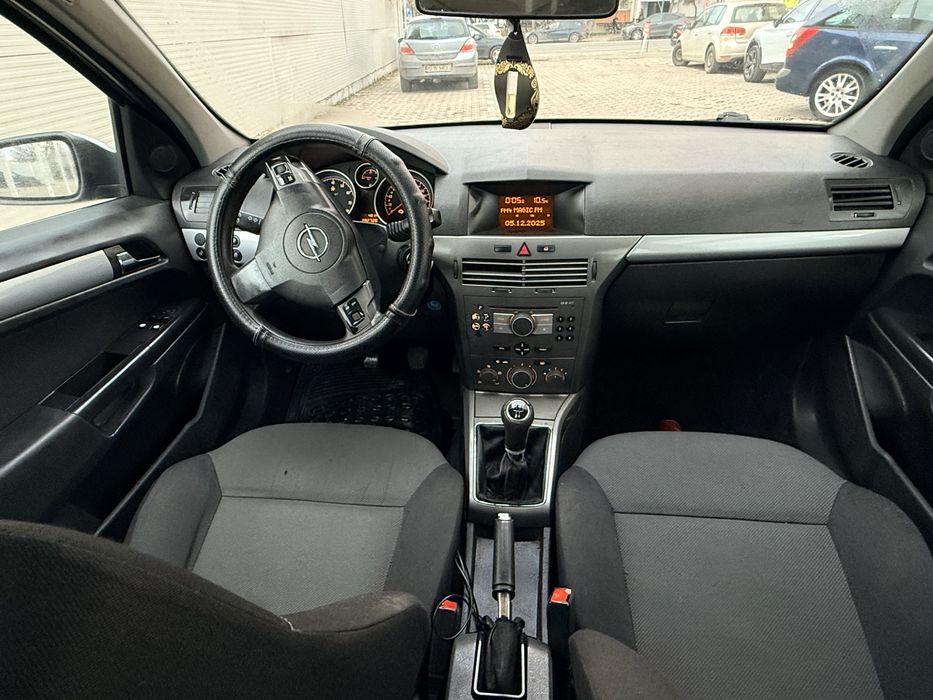 Opel Astra H 1.6 benzina an 2006