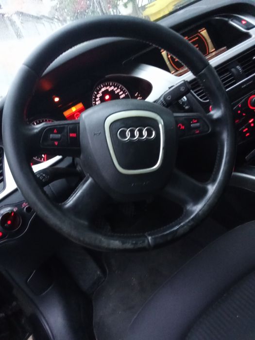 AUDI A4 2009 — imagine 2