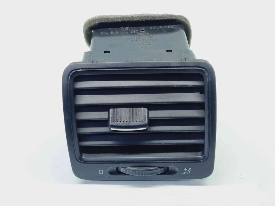 Grila aerisire stanga Volkswagen Jetta 3  (1K2) [Fabr 2005-2010] 1K0