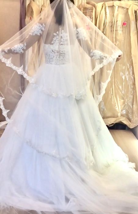 Свадебное платье