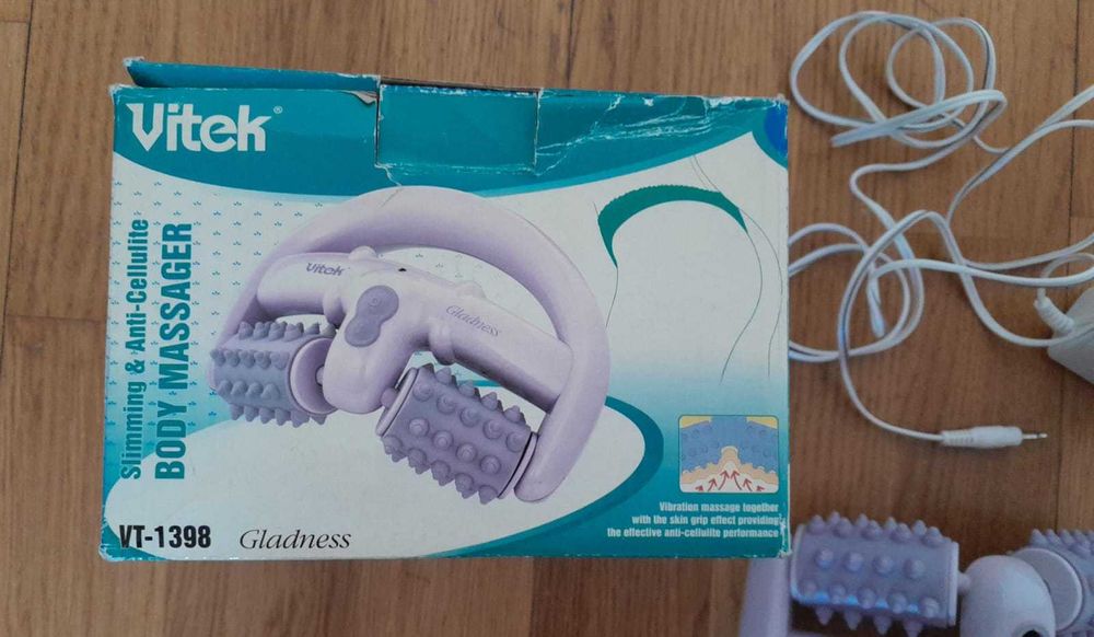 Техника для ухода На запчасти Массажер анти целлюлит Vitek Не работает