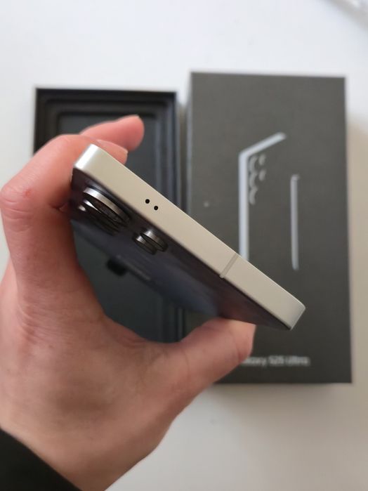 Vand/schimb Samsung S25 Ultra 512gb  Nou