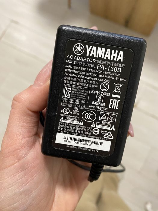 Синтезатор YAMAHA PSR-F51