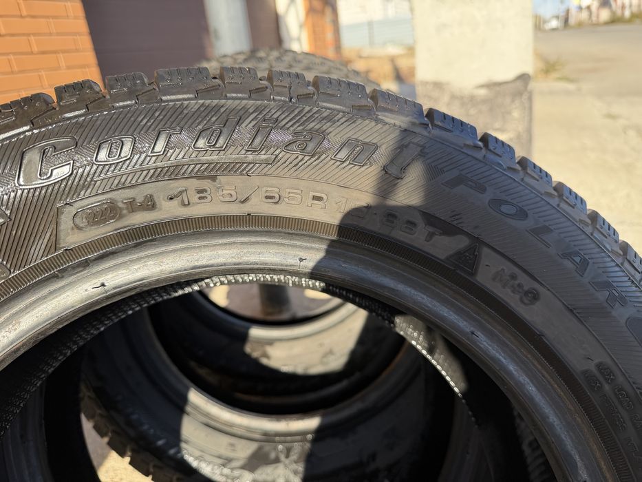 Шины Б/у 185/65 R15