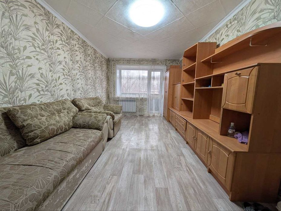 Продам 2-комн.квартиру в 13 микрорайоне