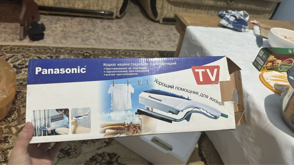 Отпариватель, паровой утюг