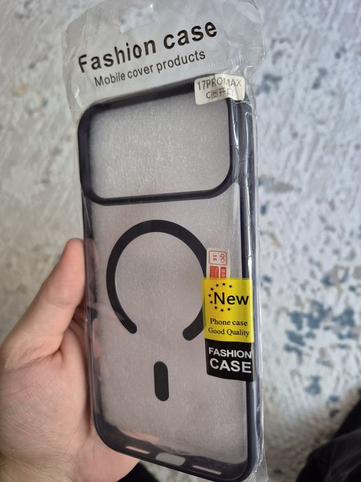 Чехлы на iphone 17 pro max