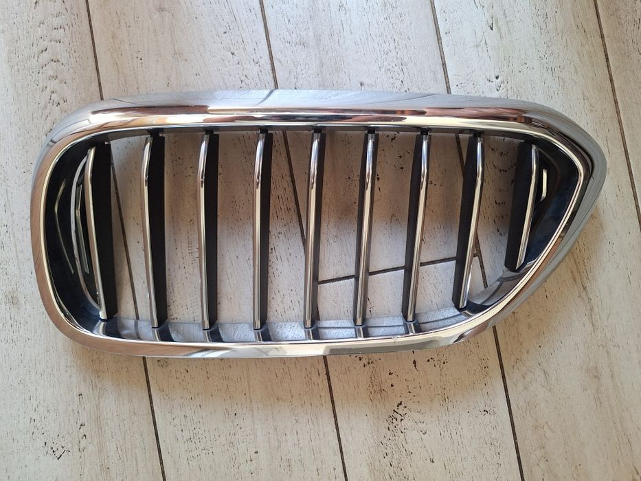 Grilă BMW G 30 dreapta