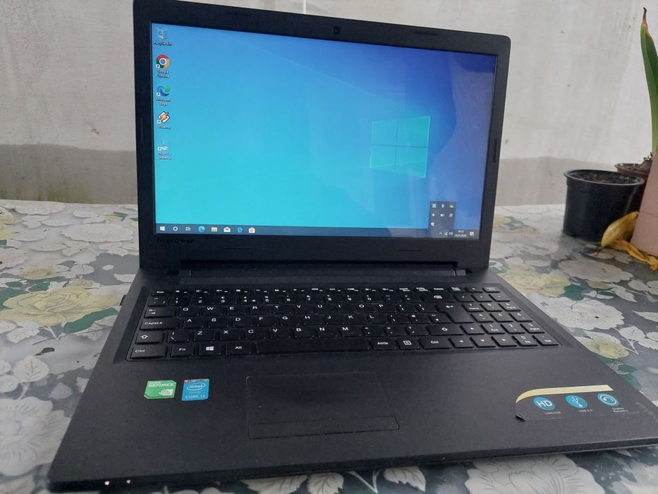 Laptop Lenovo IdeaPad