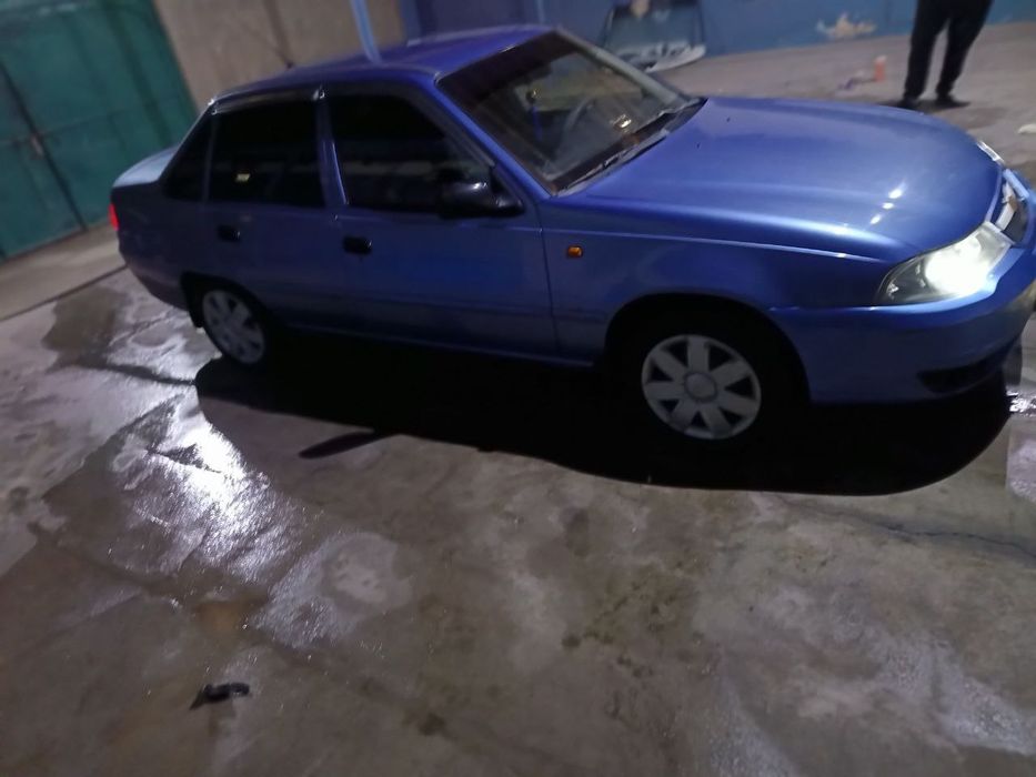 Продаётся нексия 2 1.6