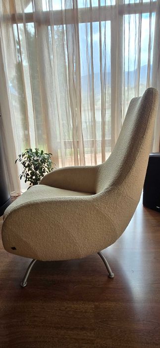 Диван Ъглов, Два Фотьойла и две табуретки Rolf Benz - Germany, Холна маса - Italy