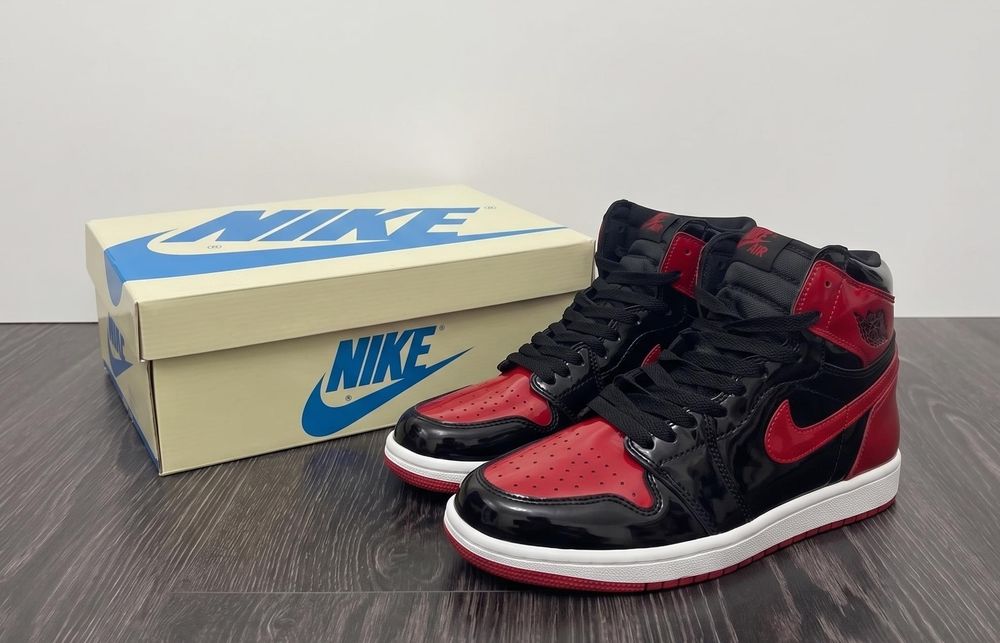 Adidasi Jordan 1 High Patent Bred