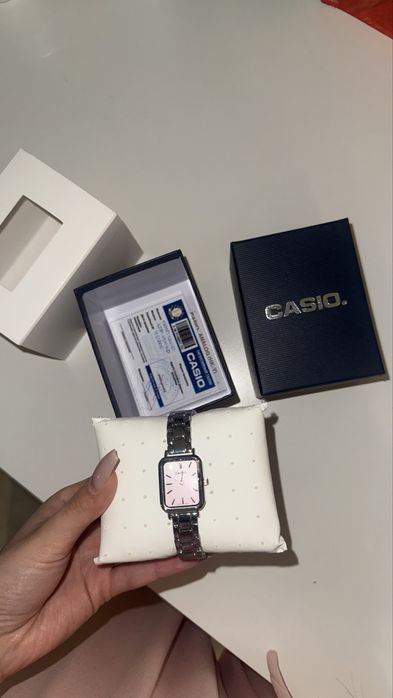 Продам CASIO часы за 20000 тг