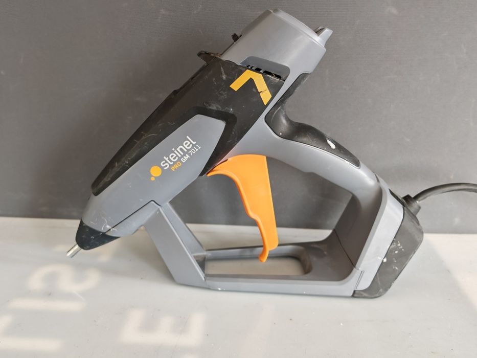 Професионален лепилен пистолет Steinel Pro GM 7011
