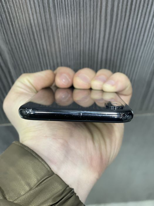 Iphone x 64 gb hamma narsasi ishlidi