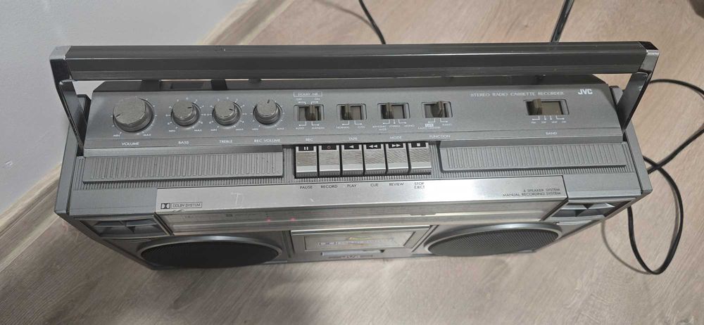 Radiocasetofon JVC 656LDII