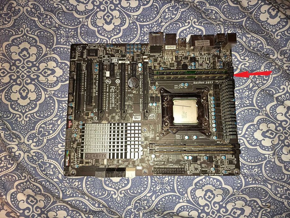 Kit gaming, Core i7 3930K + Gigabyte X79 + 24gb ram