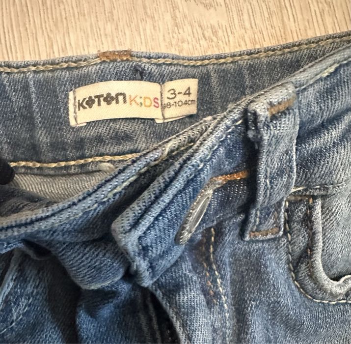 Lot haine fetita, 3-4 ani