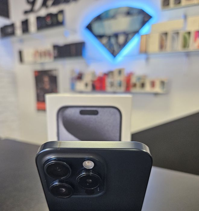 Iphone 15 Pro / Blue / 128 GB / DeluxGSM