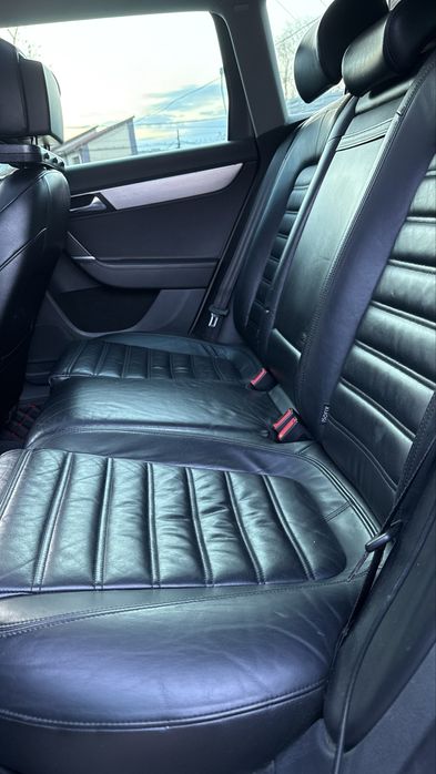 Passat B 7  DSG 2.0 TDI 170 cp panoramă