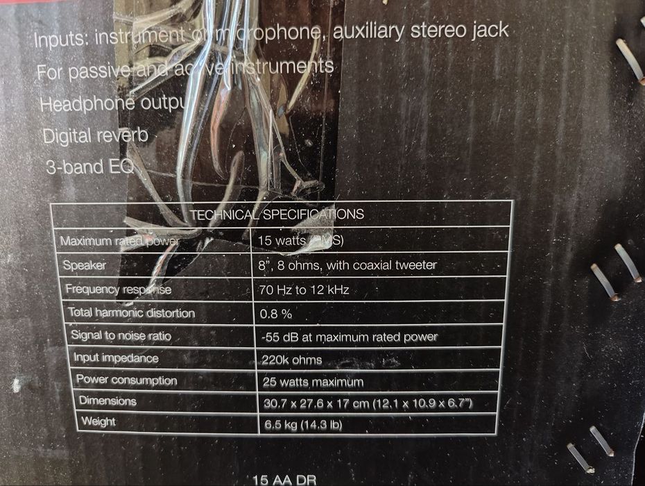 Продам комбик для гитары Stagg 15 aa Dr eu