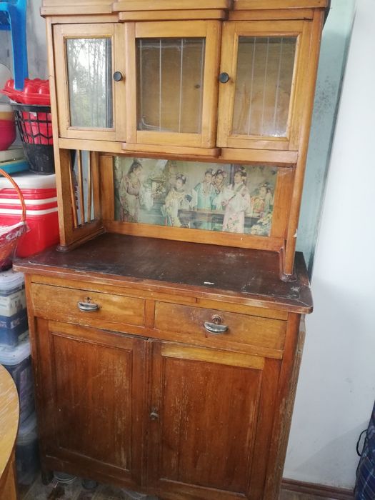 Продается антикварный буфет 40х годов, из красного ореха
