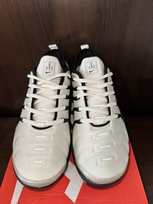 Nike Air Vapormax Plus Beige - 41,45,47 (размери)