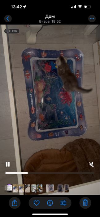 Надувнлй коврик с водой