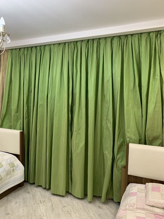 Продам комплекты штор