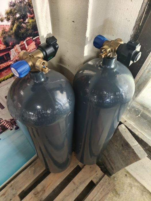 Фабрична метанова система CNG – 3 броя бутилки по 30L с вентили Tomasetto Achille (2019 г.)