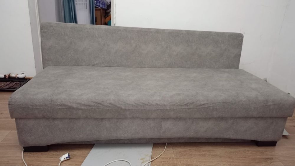 Продам диван в отличном состоянии