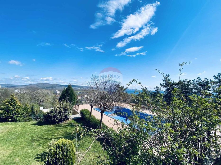 Продава се Тристаен апартамент в с. Кранево, Област Добрич - 76 кв.м за 1025 €/кв.м - Снимка #8