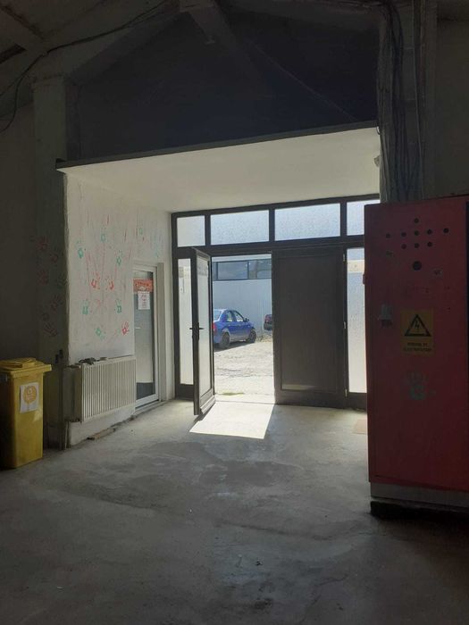 PROPRIETAR inchiriez HALA 225 mp zona industriala Floresti A3 URBANO