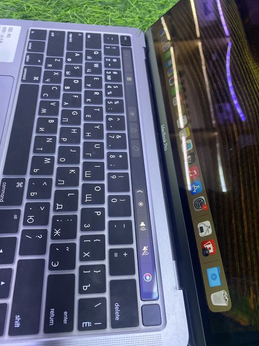Ноутбук Apple Macbook pro 13 2020